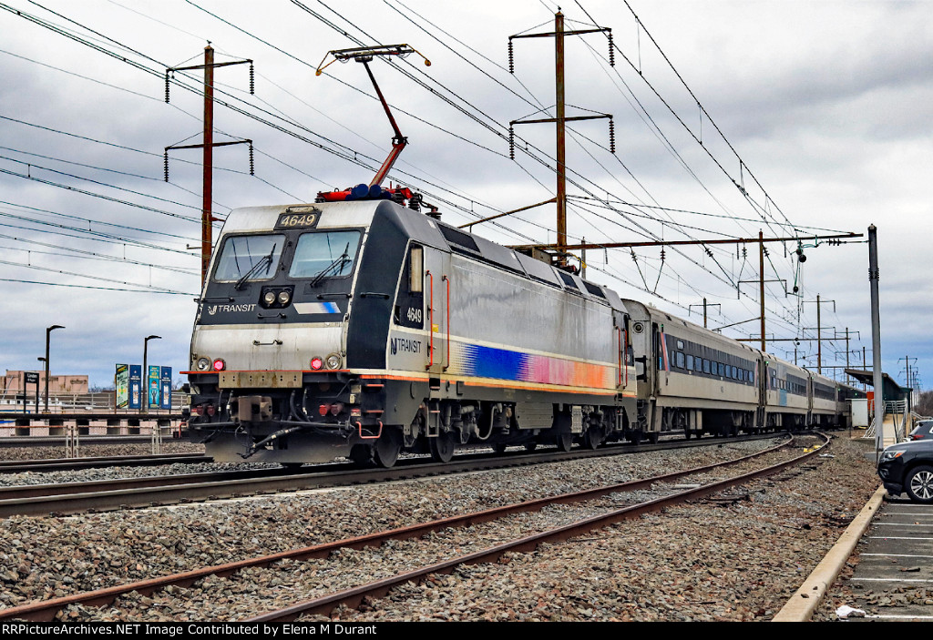 NJT 4649 on train 7240